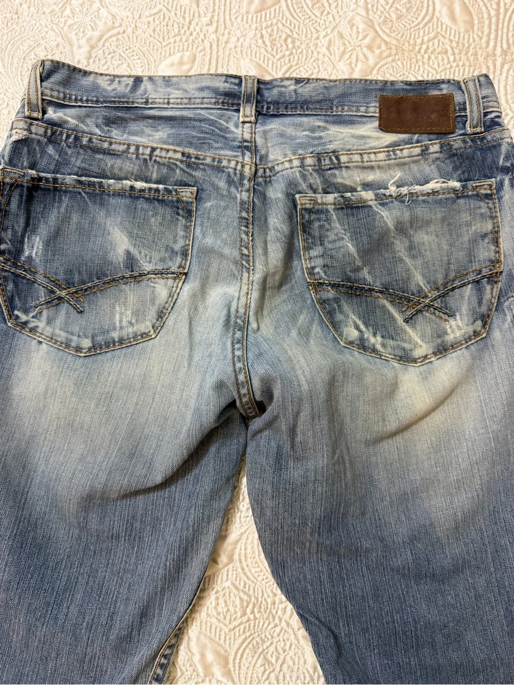 BKE Men's Blue Faded Bootcut Jeans